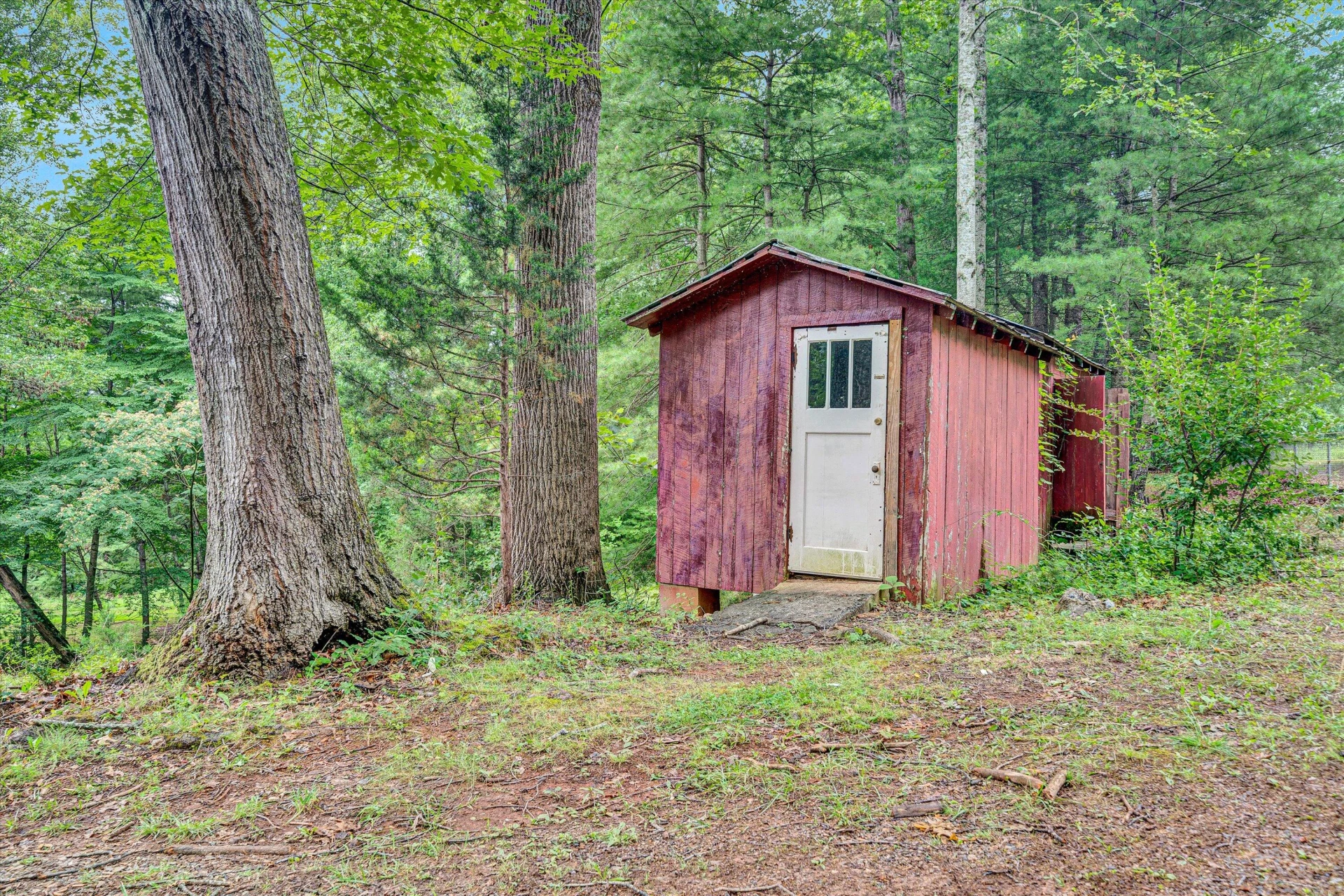 7151 Pine Needle DR - Photo 33