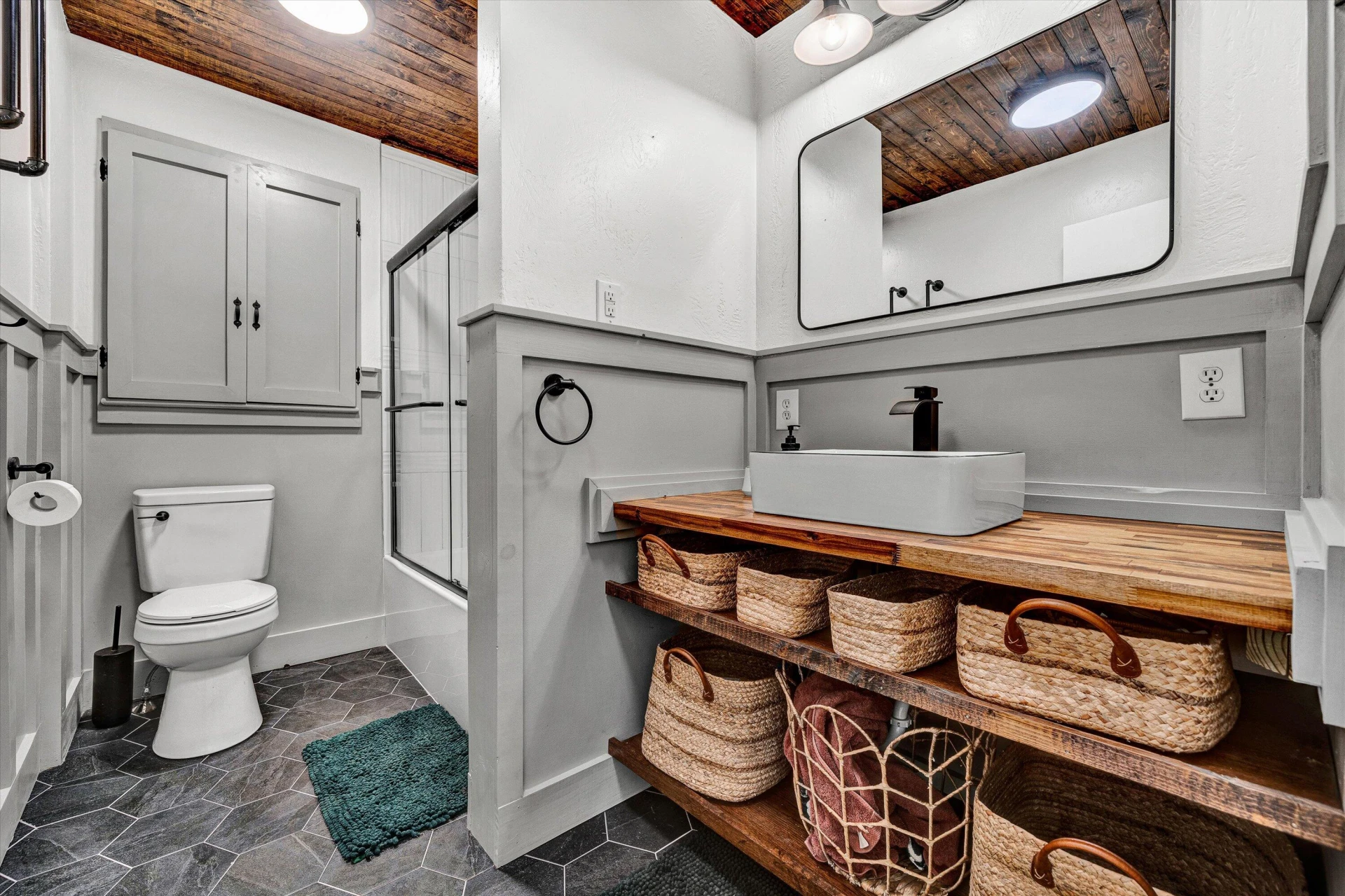 7151 Pine Needle DR - Photo 10