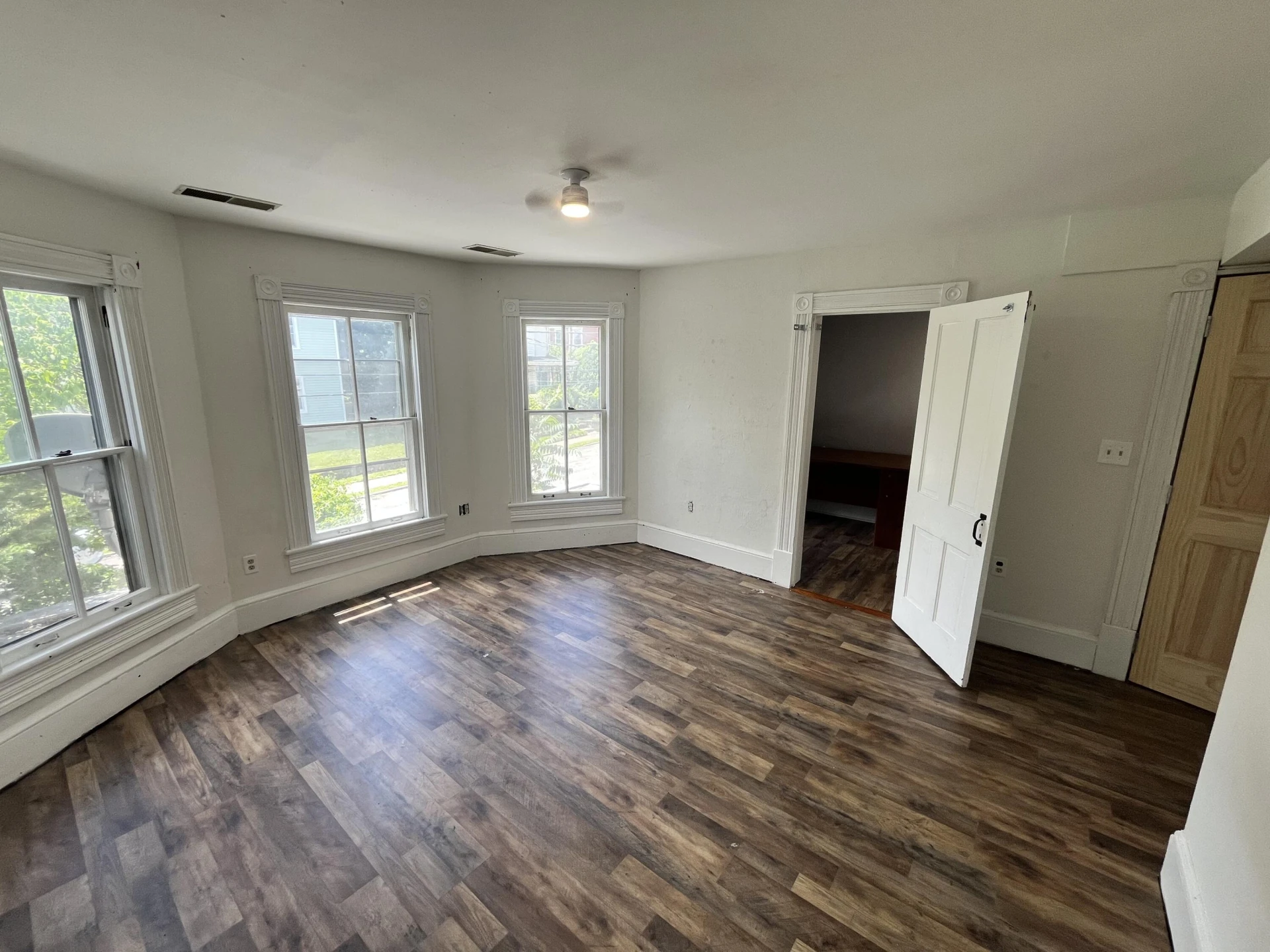 405 Mountain AVE - Photo 16