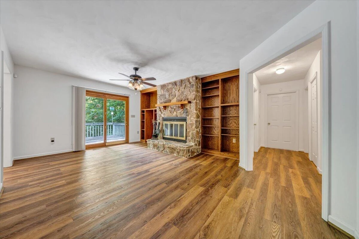 112 Sedgefield LN - Photo 10