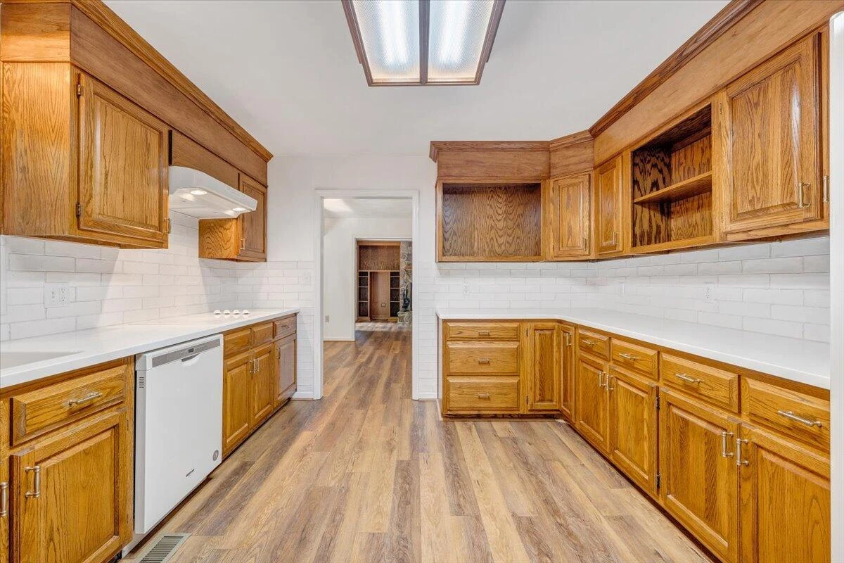 112 Sedgefield LN - Photo 16