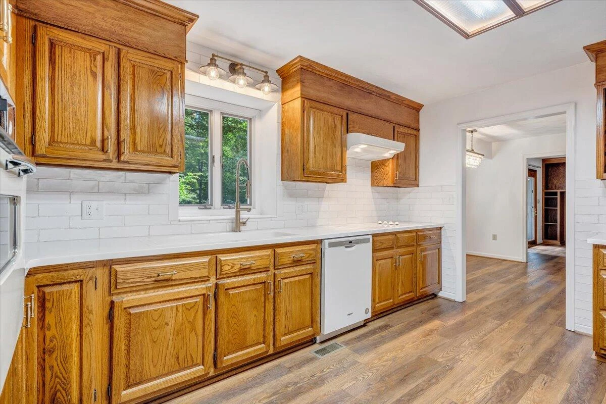 112 Sedgefield LN - Photo 17
