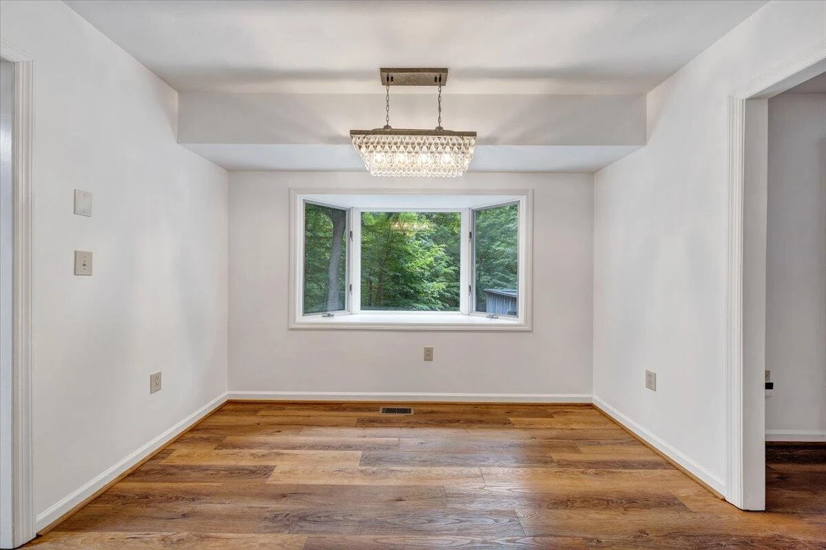 112 Sedgefield LN - Photo 18