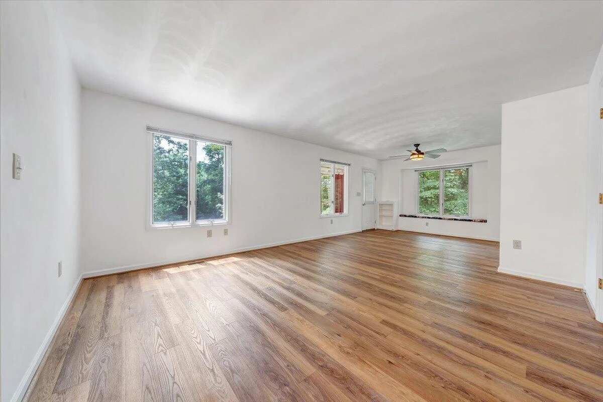 112 Sedgefield LN - Photo 25