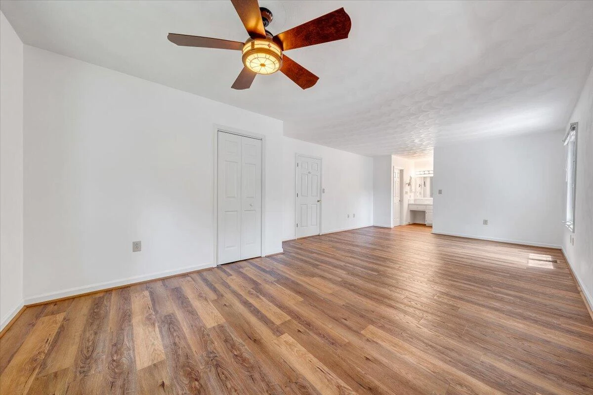 112 Sedgefield LN - Photo 29