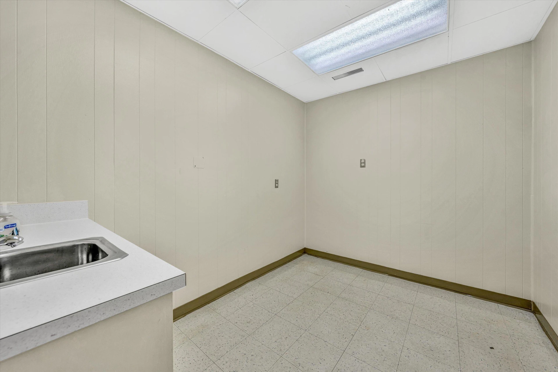 1930 Braeburn DR - Photo 14