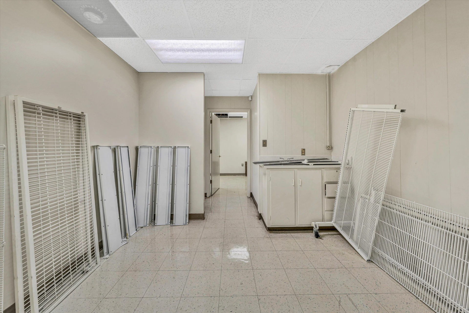 1930 Braeburn DR - Photo 17