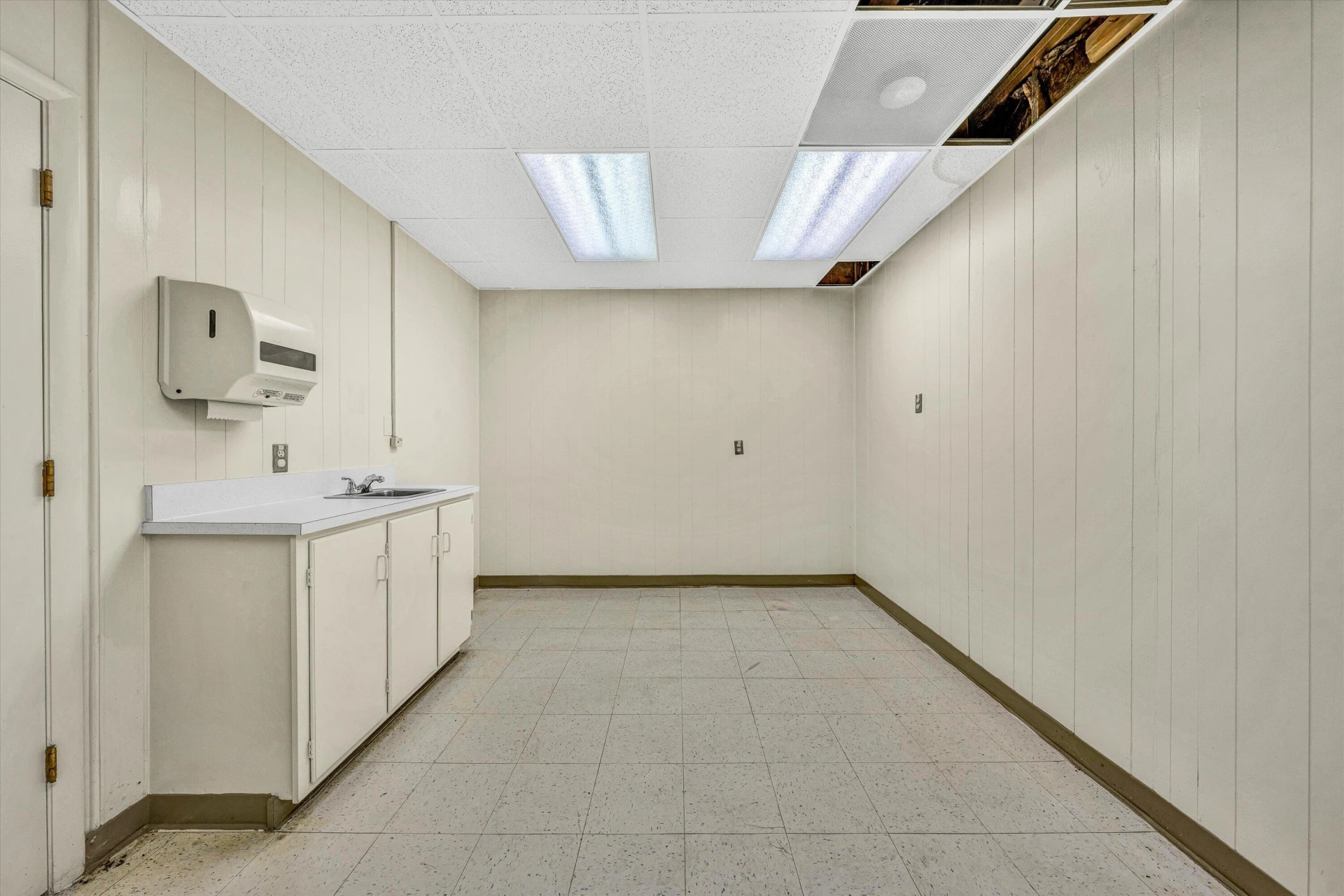 1930 Braeburn DR - Photo 18