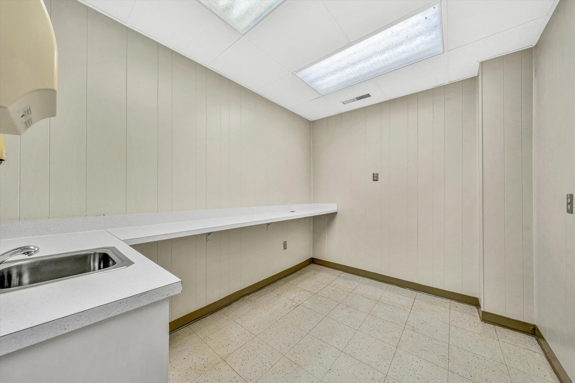 1930 Braeburn DR - Photo 21