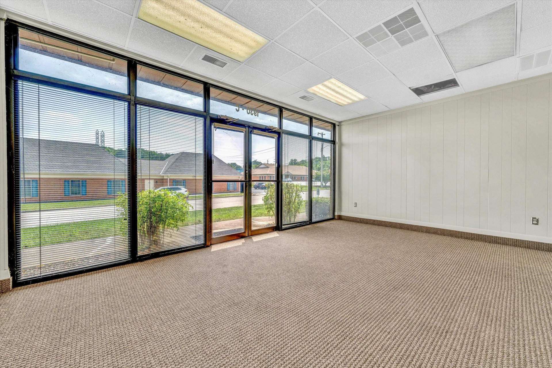 1930 Braeburn DR - Photo 8