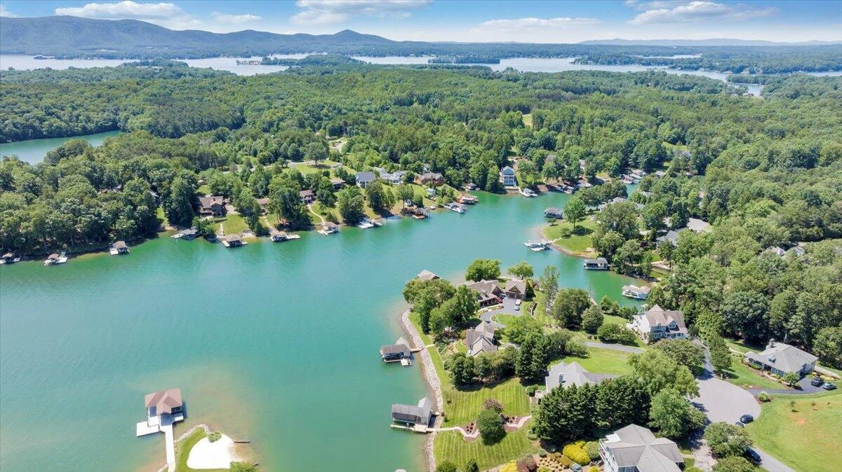 79 Harbor Hill DR - Photo 104