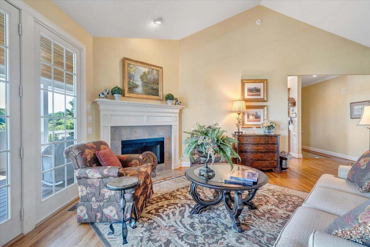 79 Harbor Hill DR - Photo 14