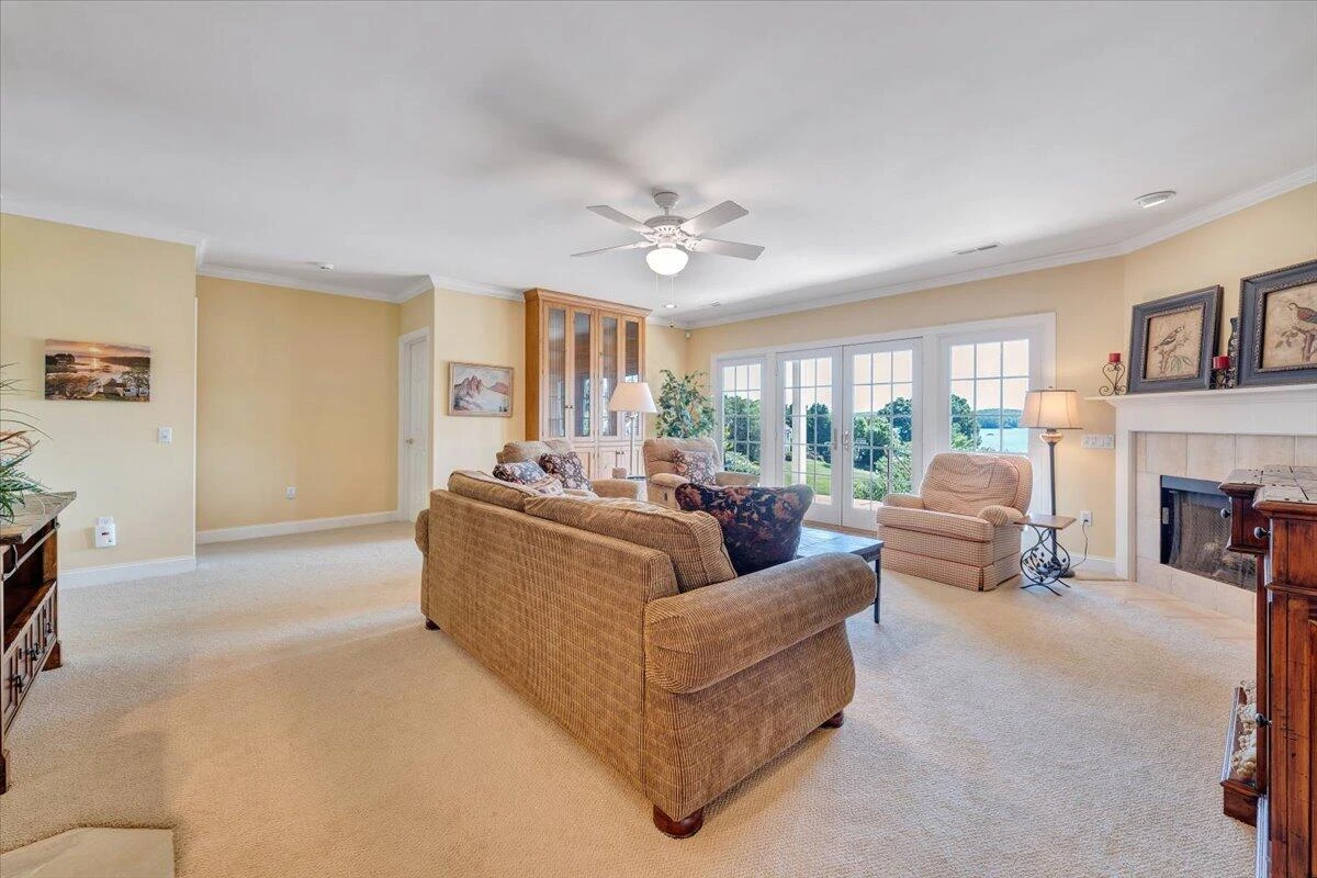 79 Harbor Hill DR - Photo 45