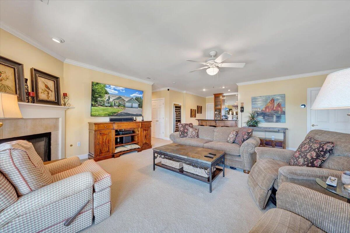 79 Harbor Hill DR - Photo 59