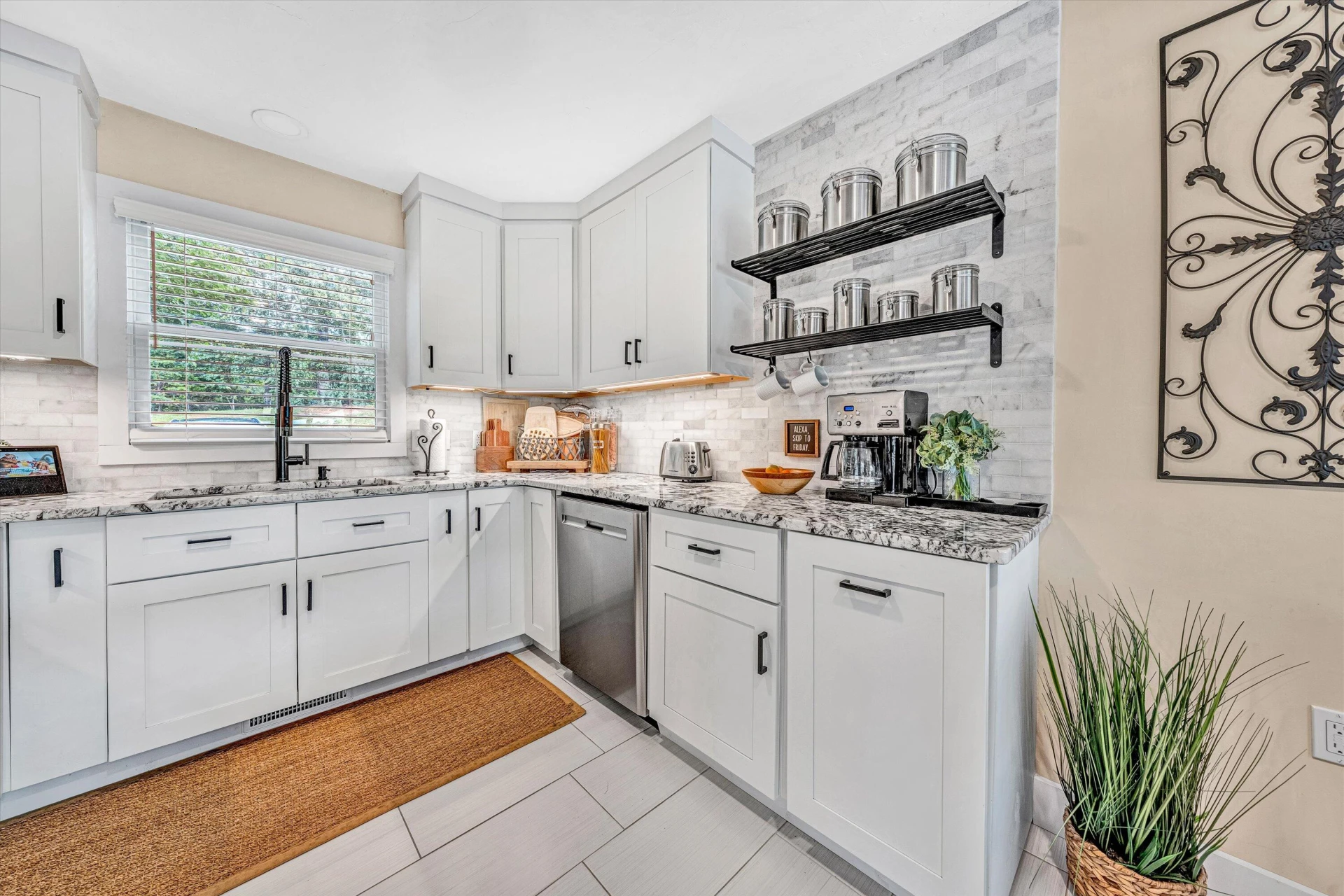 345 Cambridge CT #A6 - Photo 8