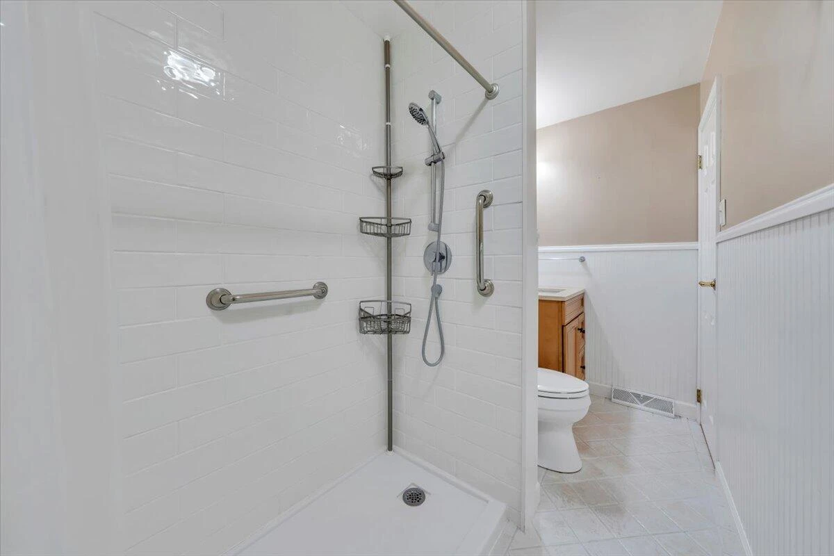 1430 Antrim ST - Photo 18