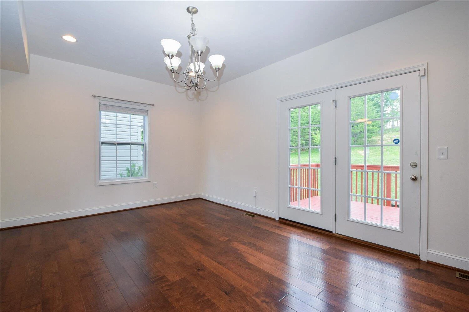 4307 William CT - Photo 8