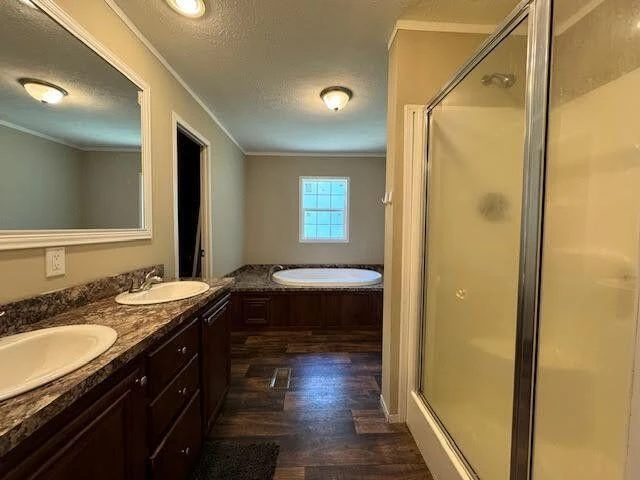 2448 EASTLAND RD - Photo 15