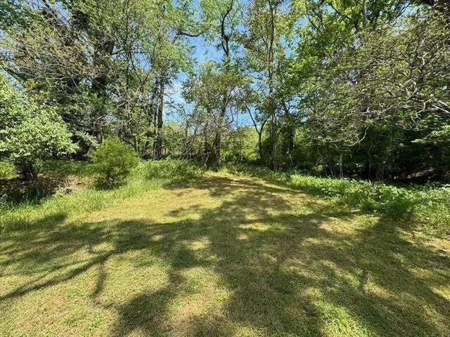 2448 EASTLAND RD - Photo 19