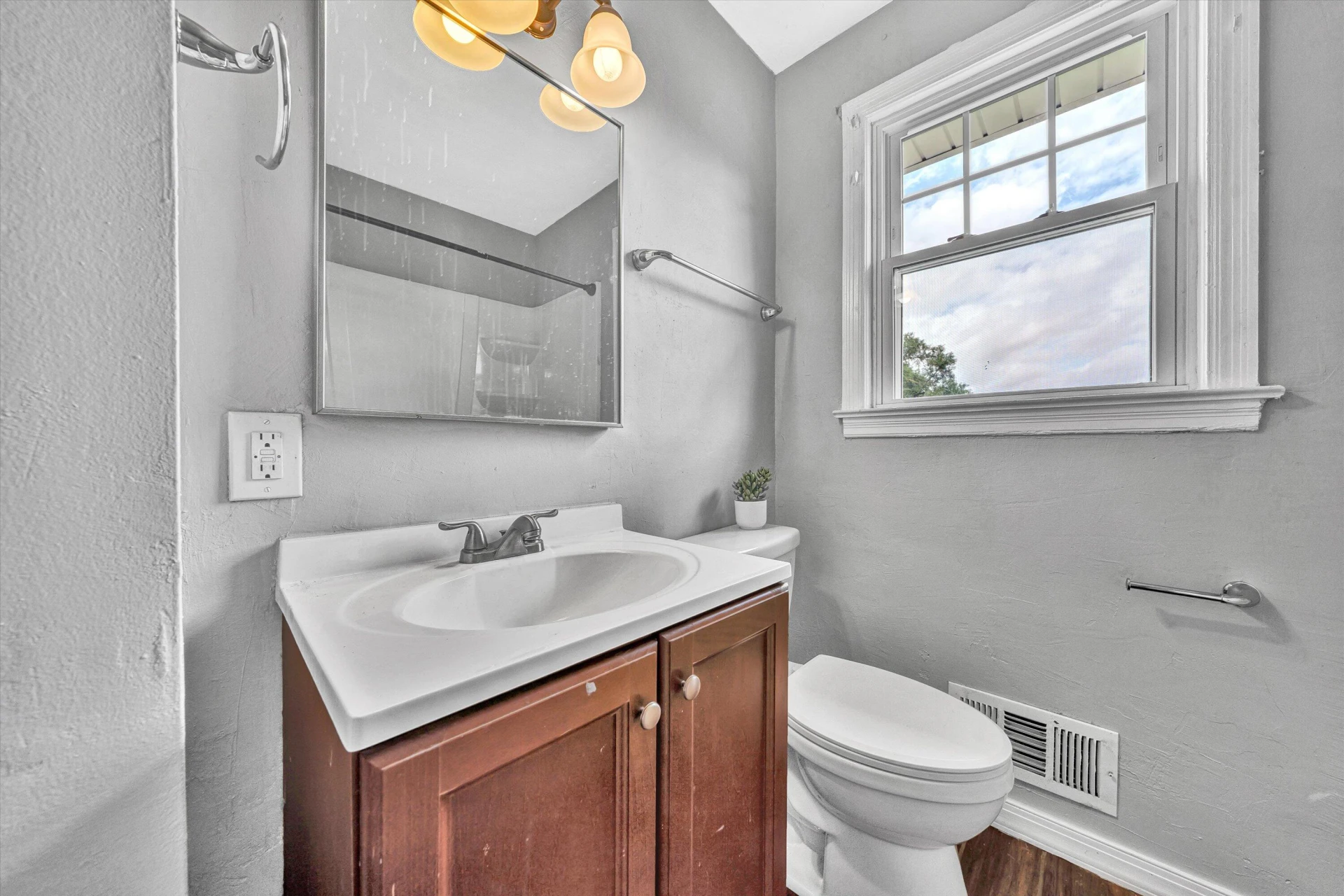 1901 Salem AVE - Photo 15