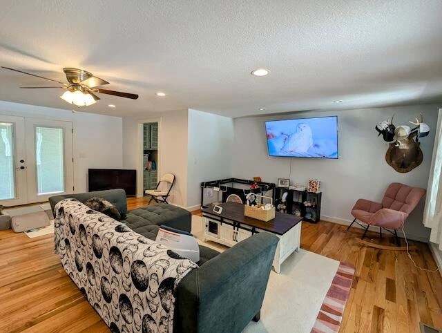 221 Camp Creek RD - Photo 17
