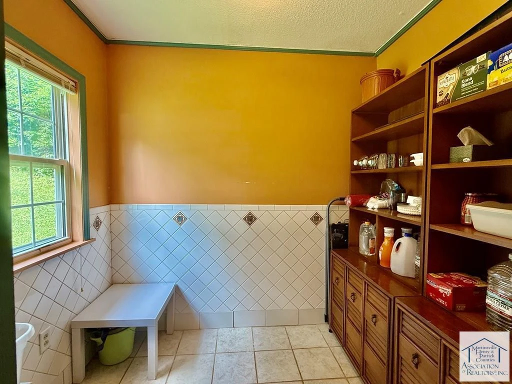 200 Vernon LN - Photo 14