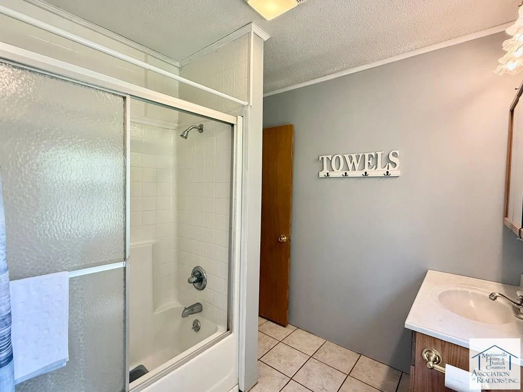 200 Vernon LN - Photo 18