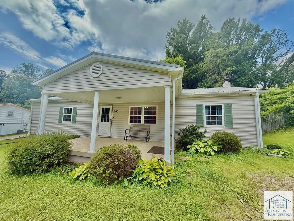 200 Vernon LN - Photo 2