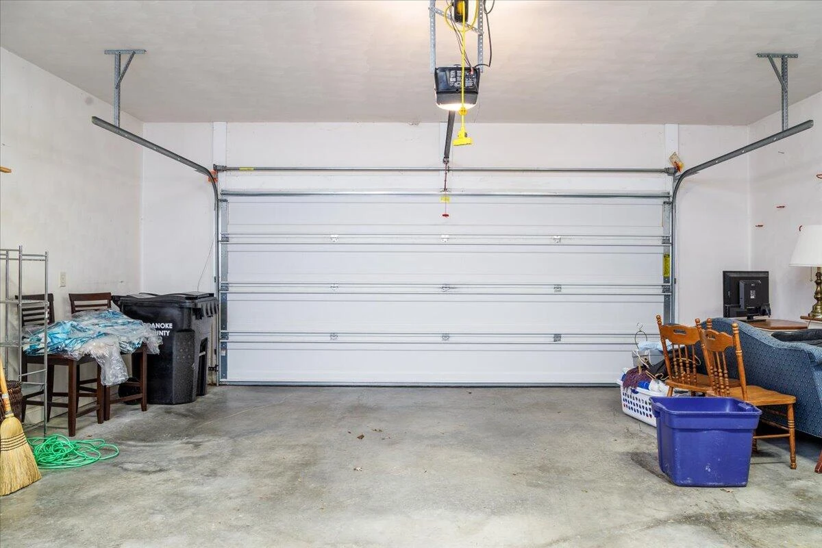 1613 Forest Highlands CT - Photo 22