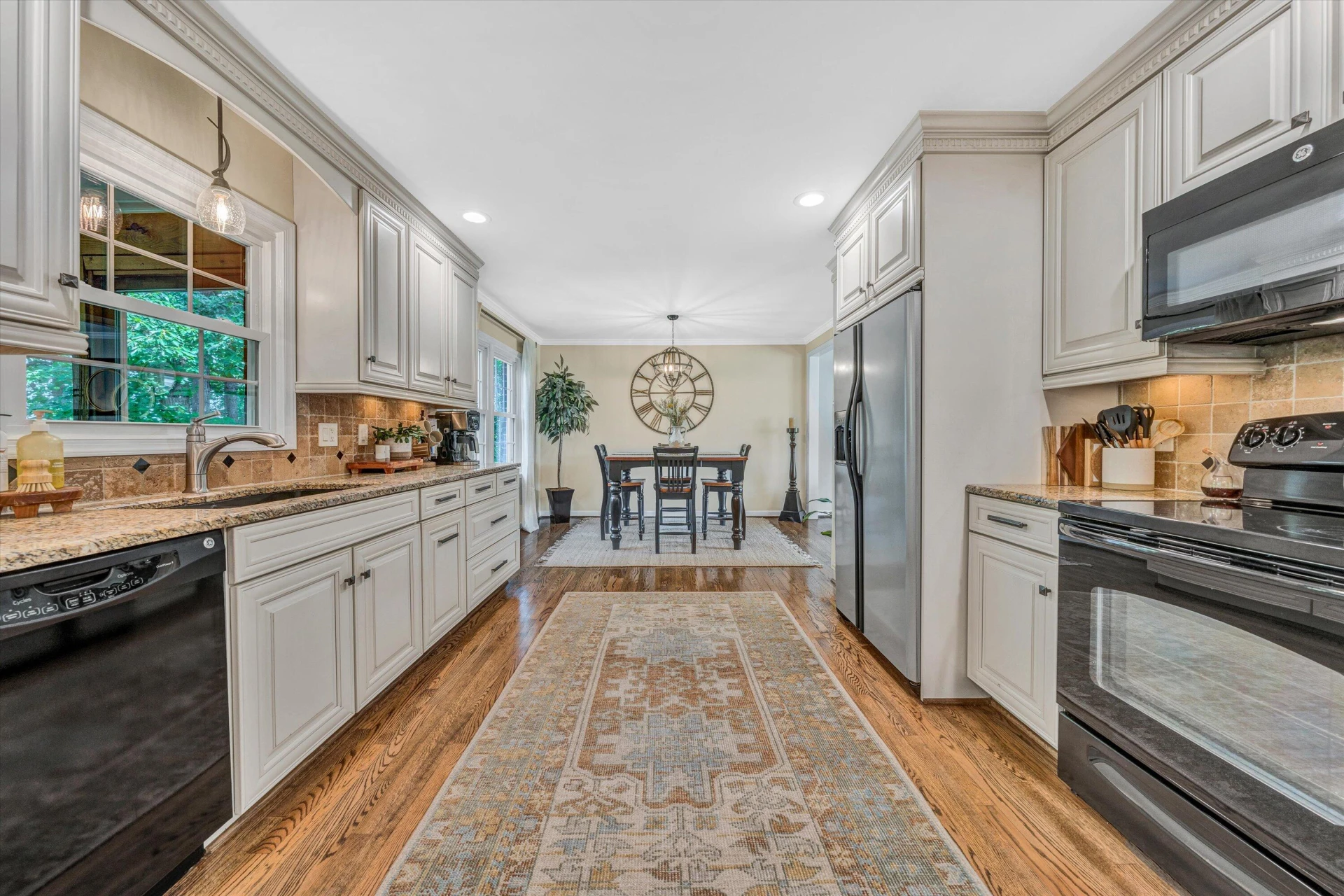 134 SAWYER DR - Photo 12