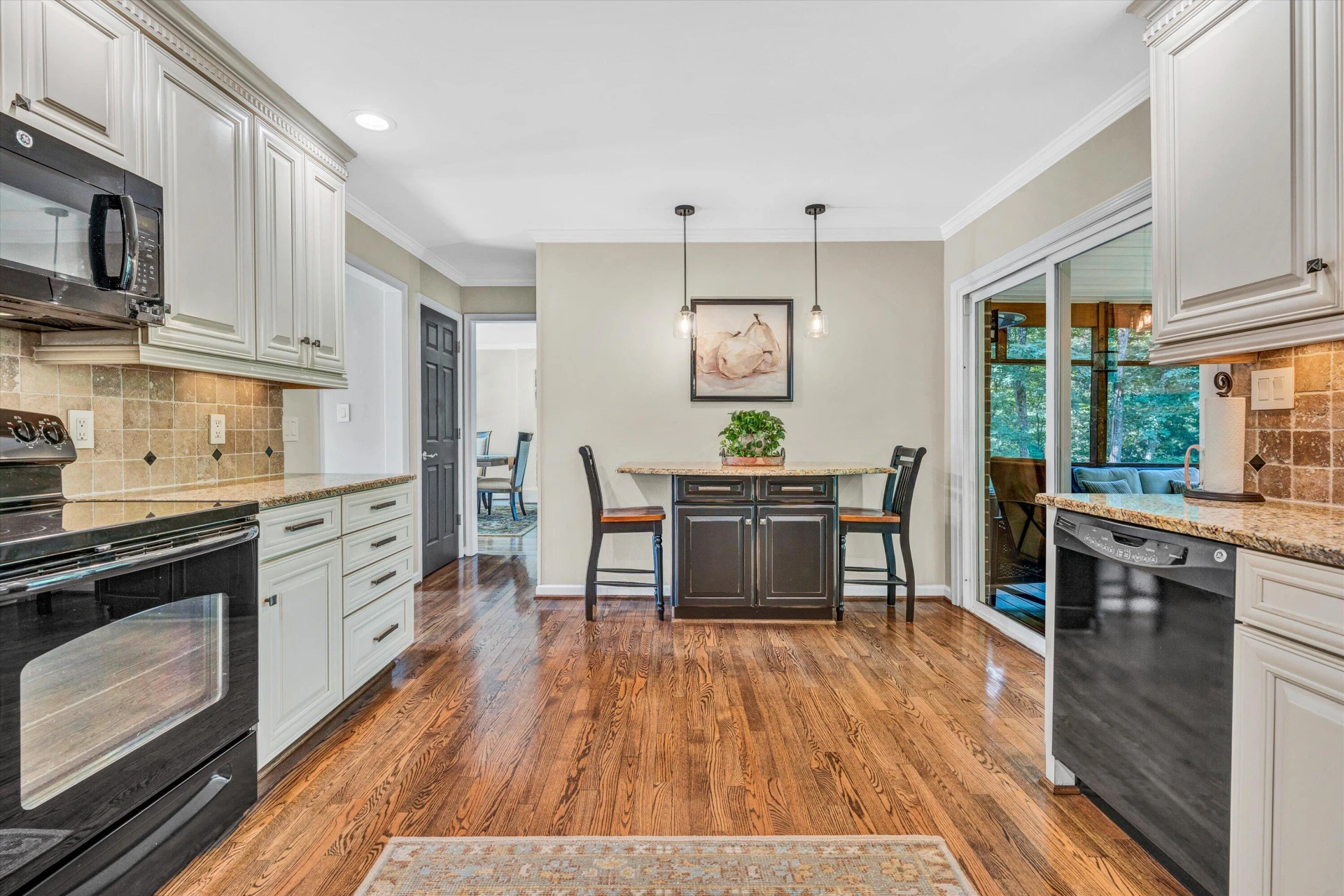 134 SAWYER DR - Photo 13