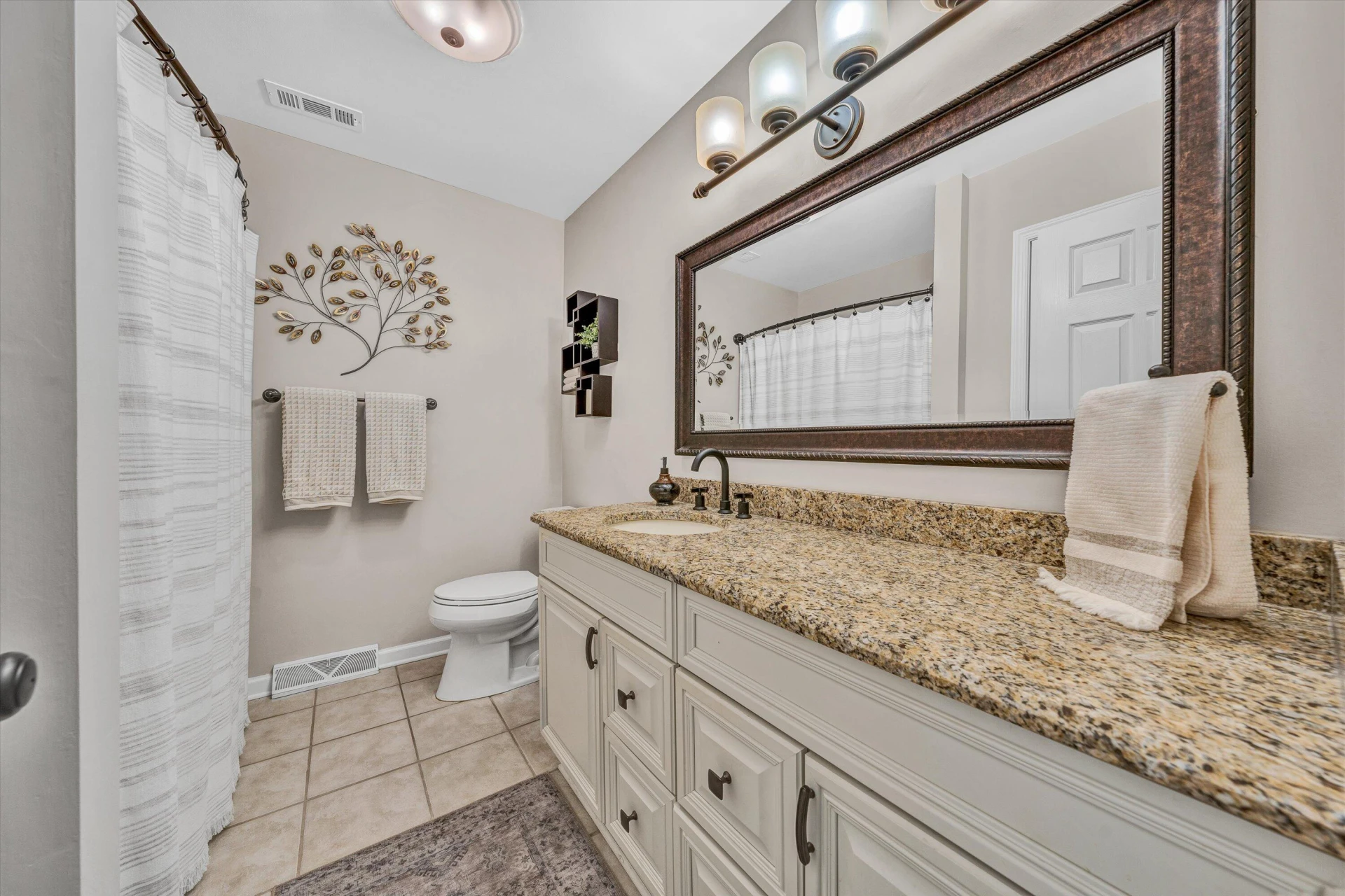 134 SAWYER DR - Photo 20