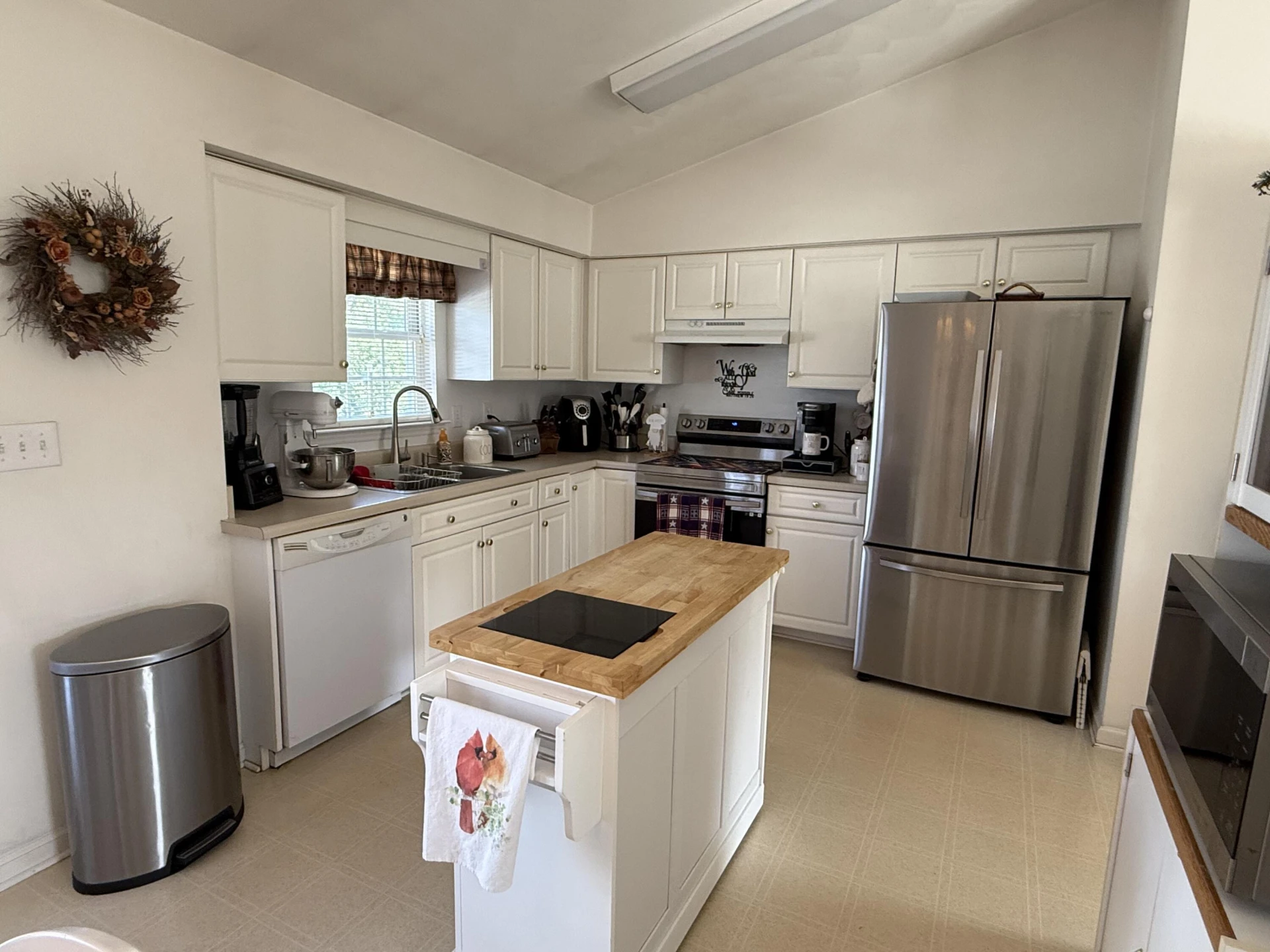 2517 Bloomfield AVE - Photo 11