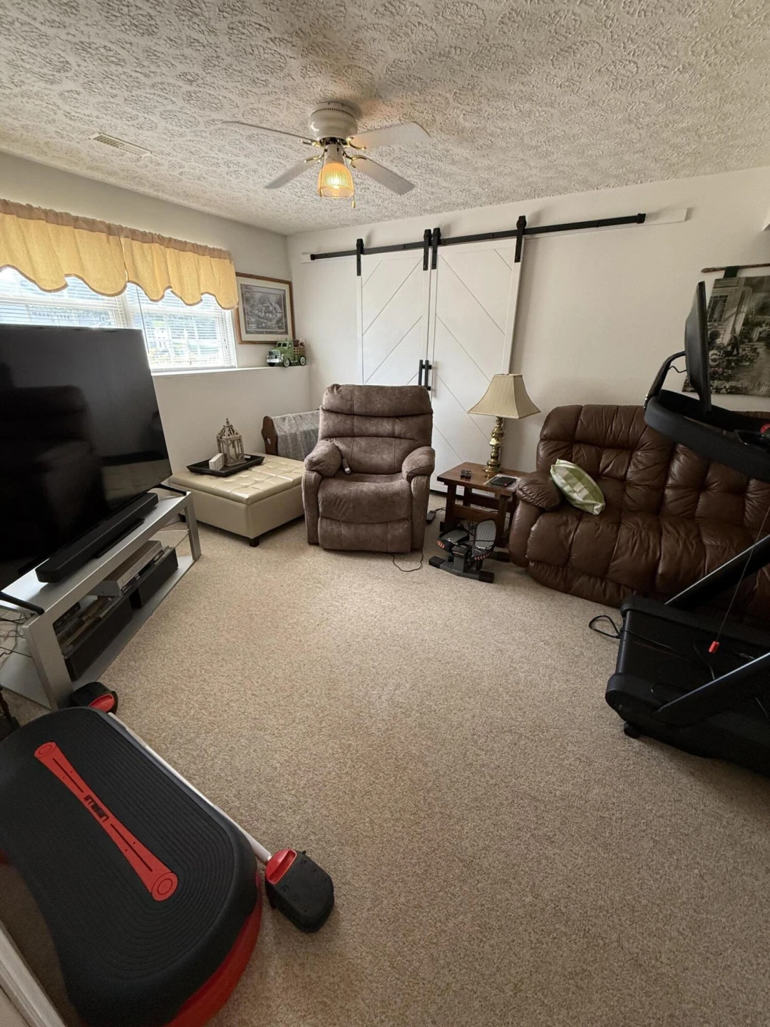 2517 Bloomfield AVE - Photo 21