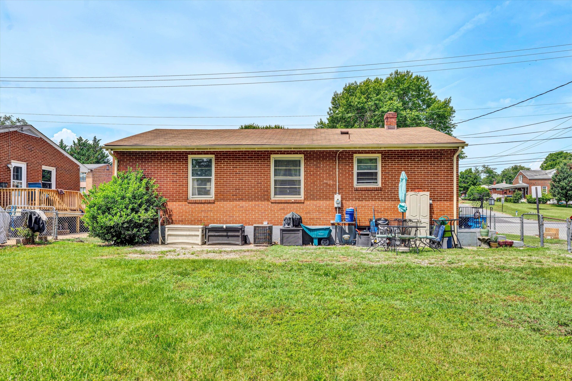 3843 Plantation RD - Photo 23
