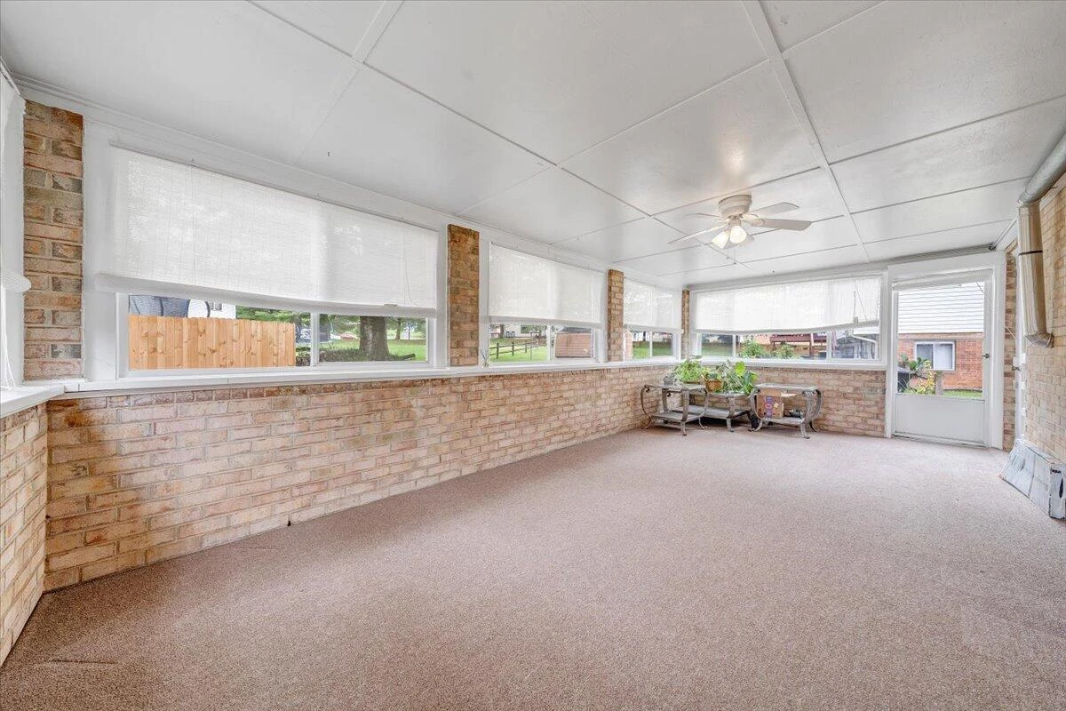 2619 Embassy DR - Photo 16