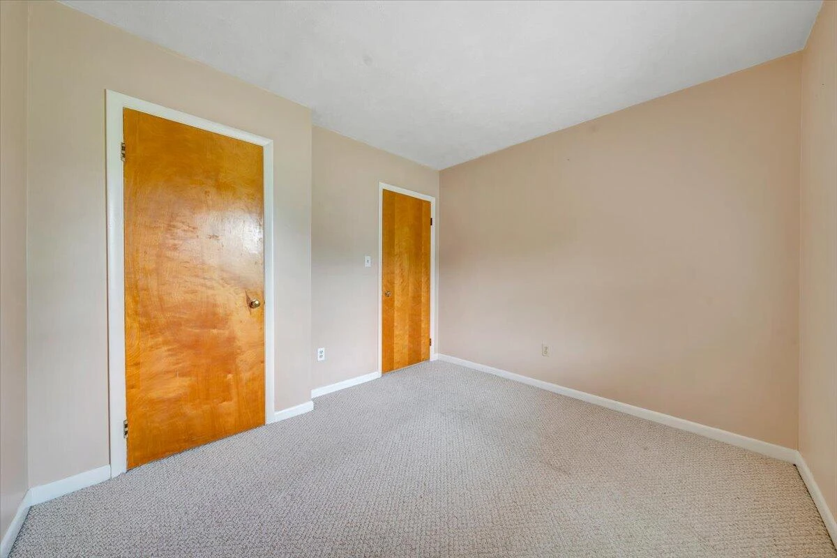 2619 Embassy DR - Photo 25