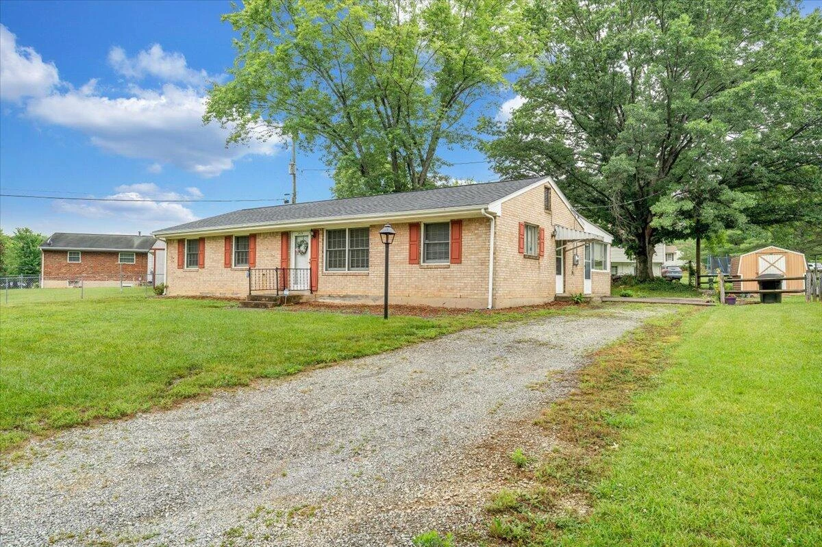 2619 Embassy DR - Photo 34