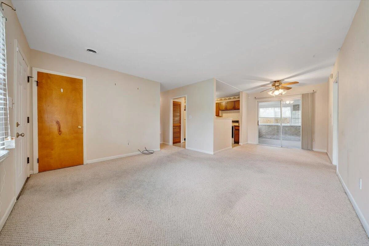 2619 Embassy DR - Photo 5