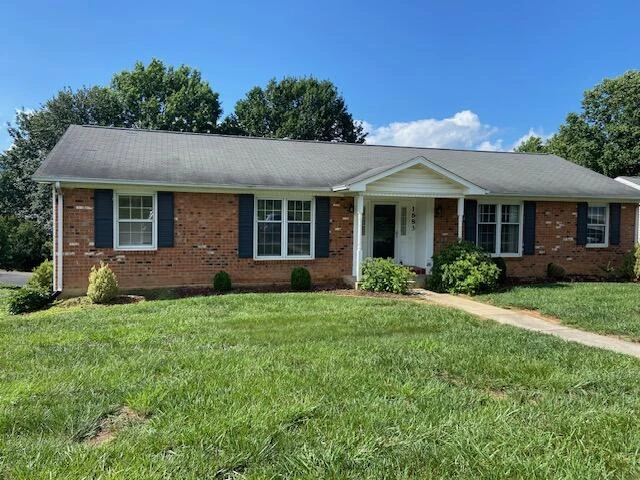 1683 Millbridge RD - Photo 21