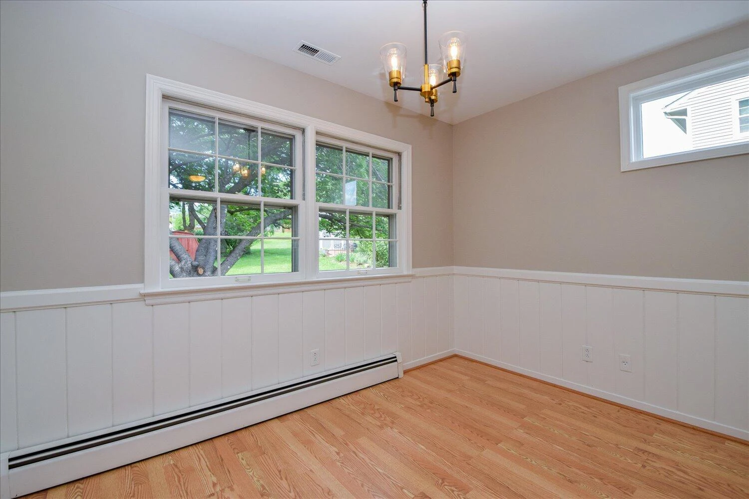 115 Bartley DR - Photo 10