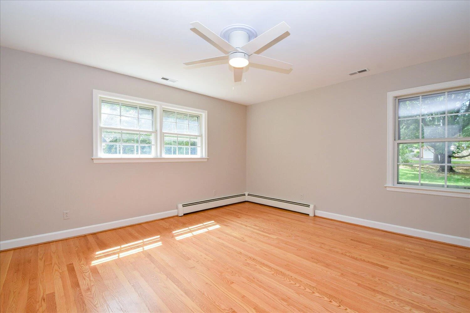 115 Bartley DR - Photo 14