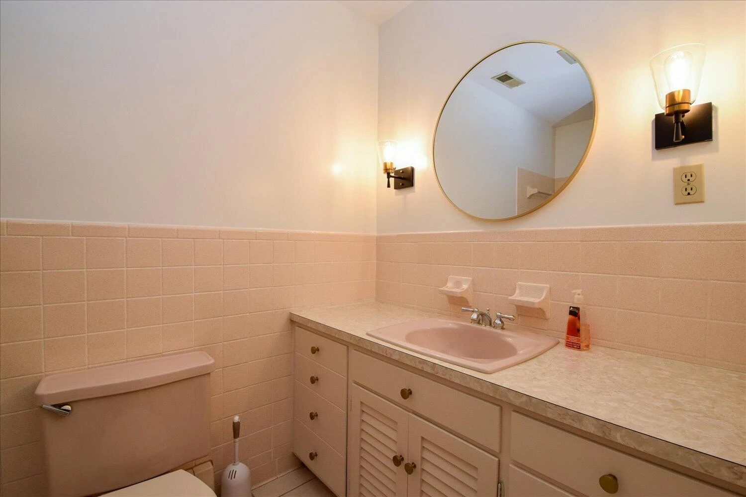 115 Bartley DR - Photo 19