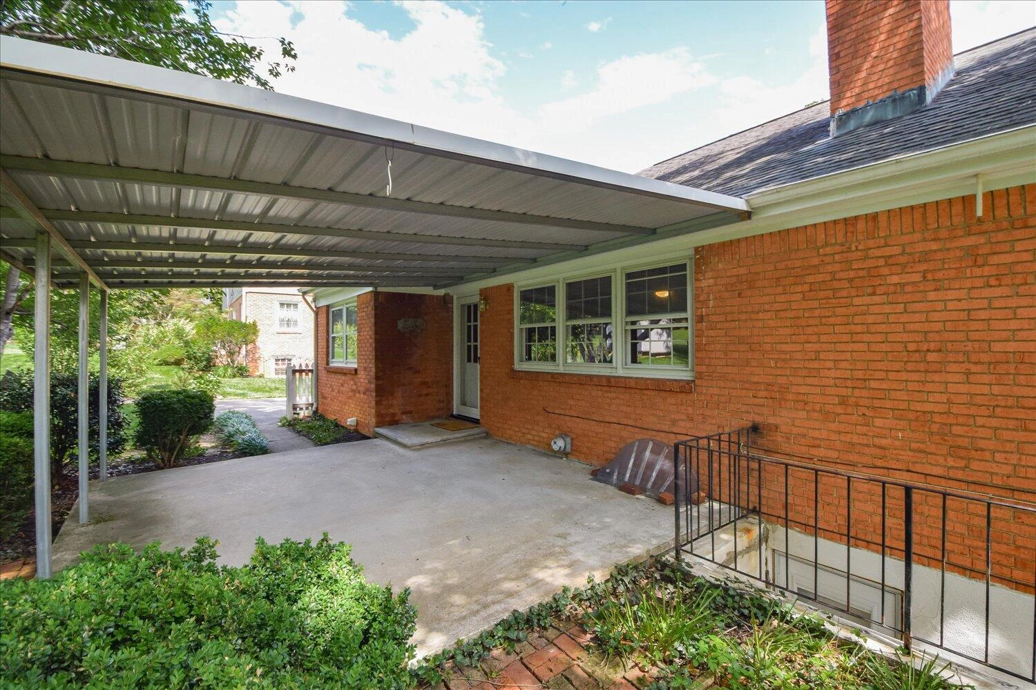 115 Bartley DR - Photo 34