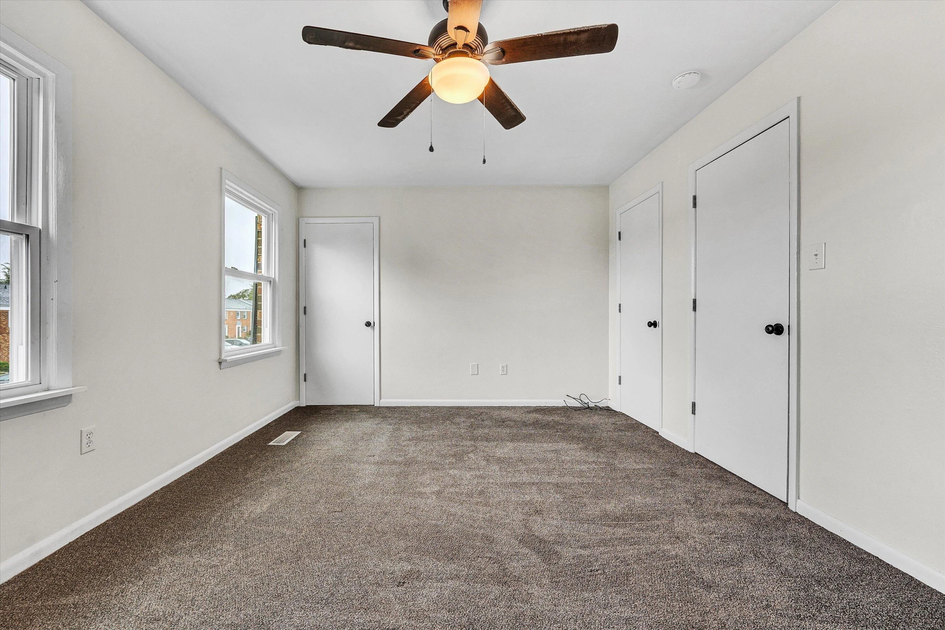 101 Oxford Square - Photo 20