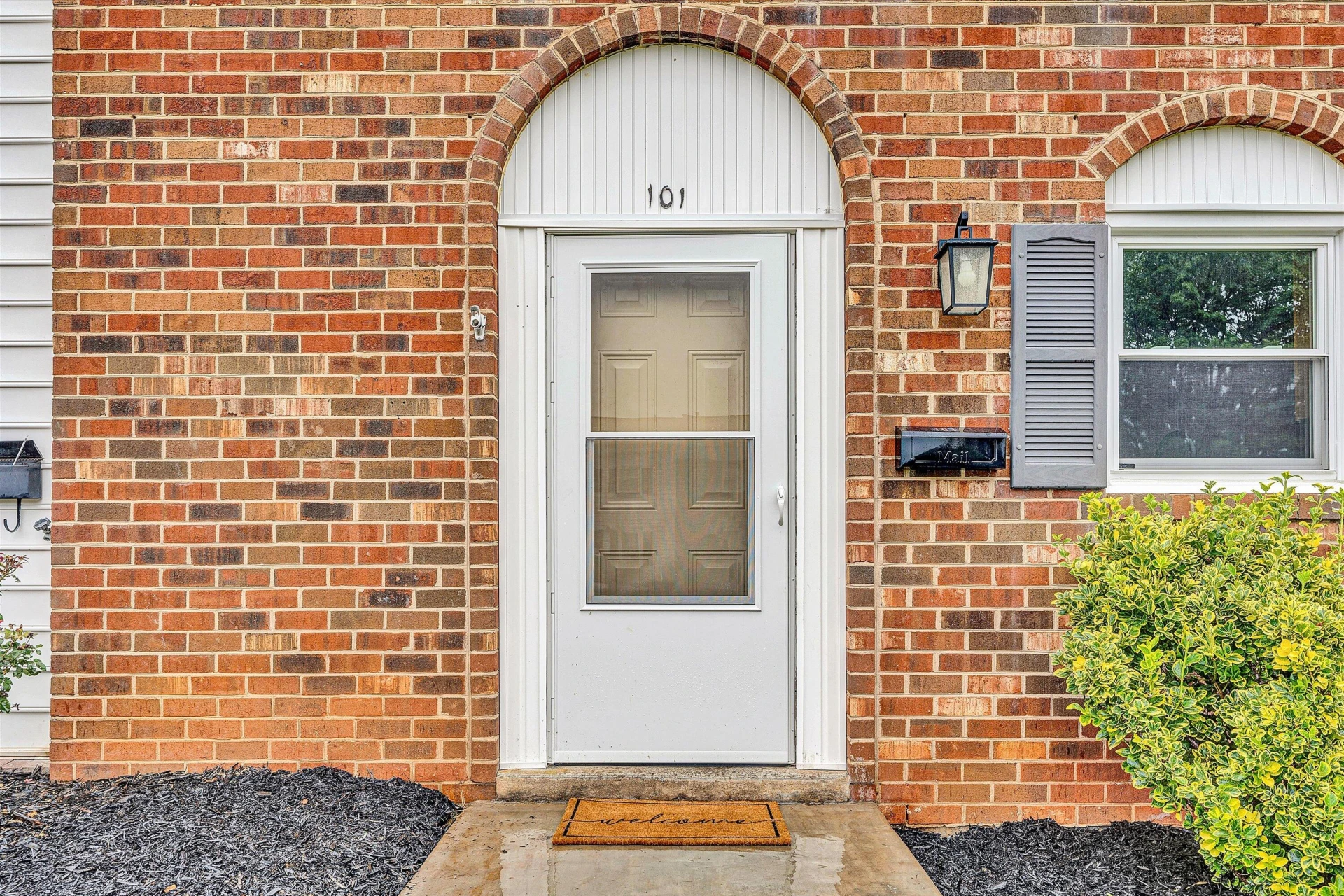 101 Oxford Square - Photo 4