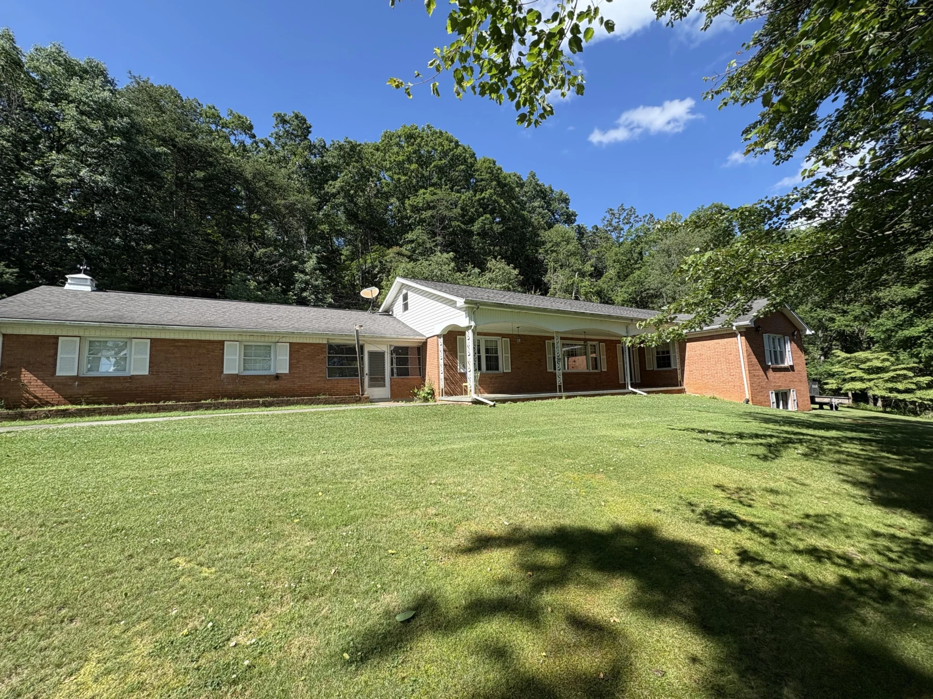 9283 Reservoir RD