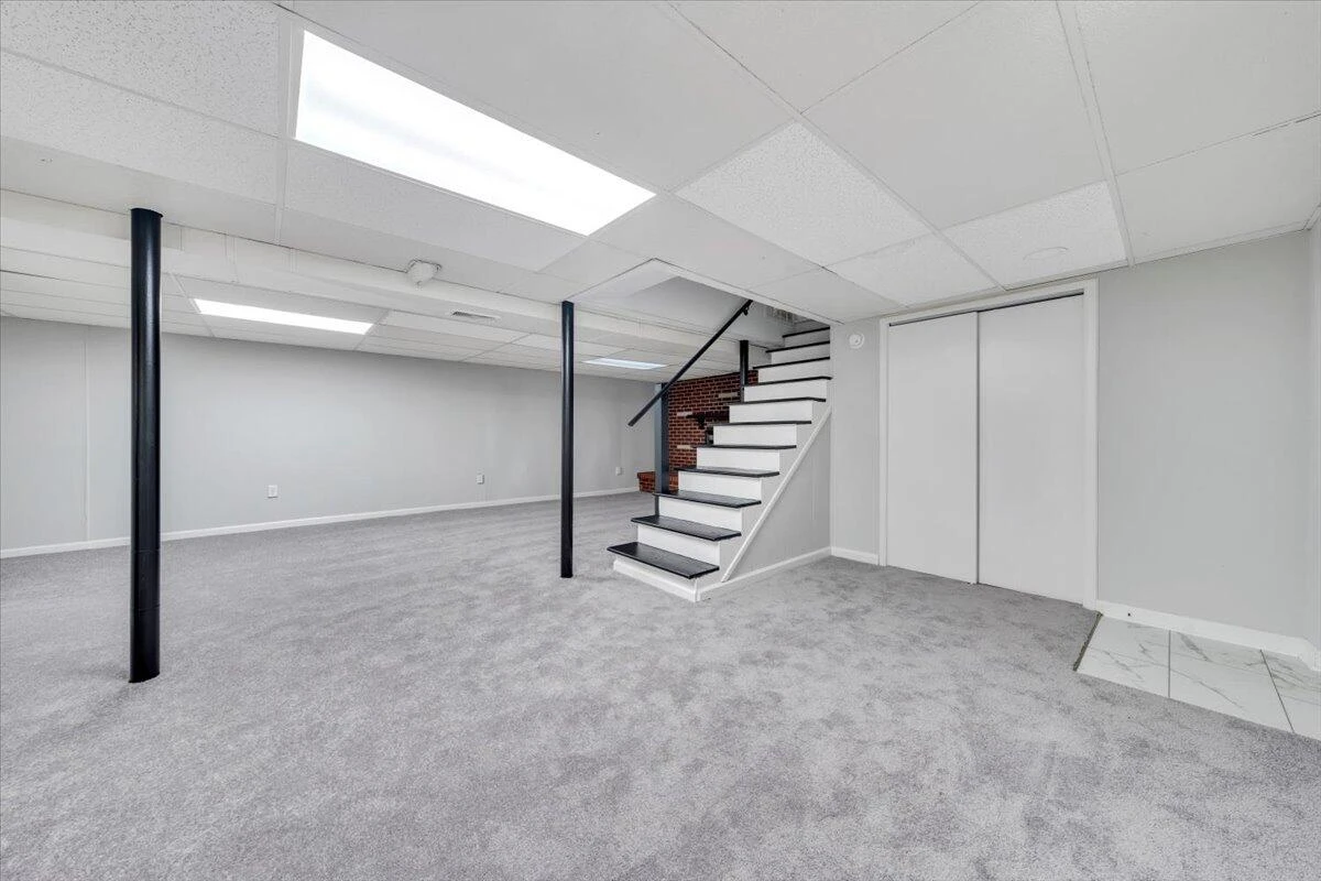 915 Chester AVE - Photo 26