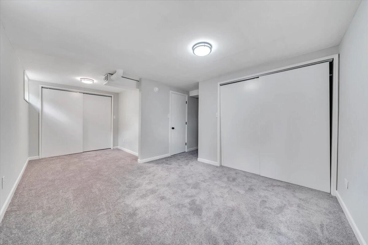915 Chester AVE - Photo 35