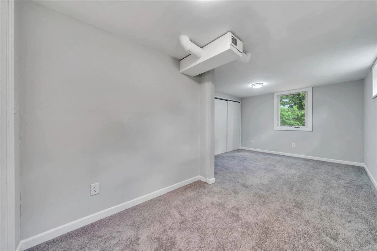 915 Chester AVE - Photo 38